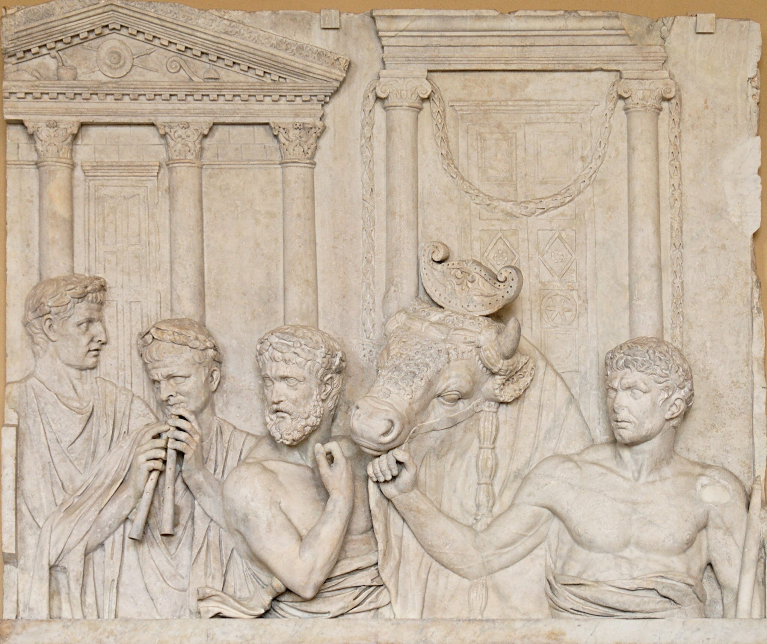 2574px-Roman_sacrifice_Louvre_Ma992